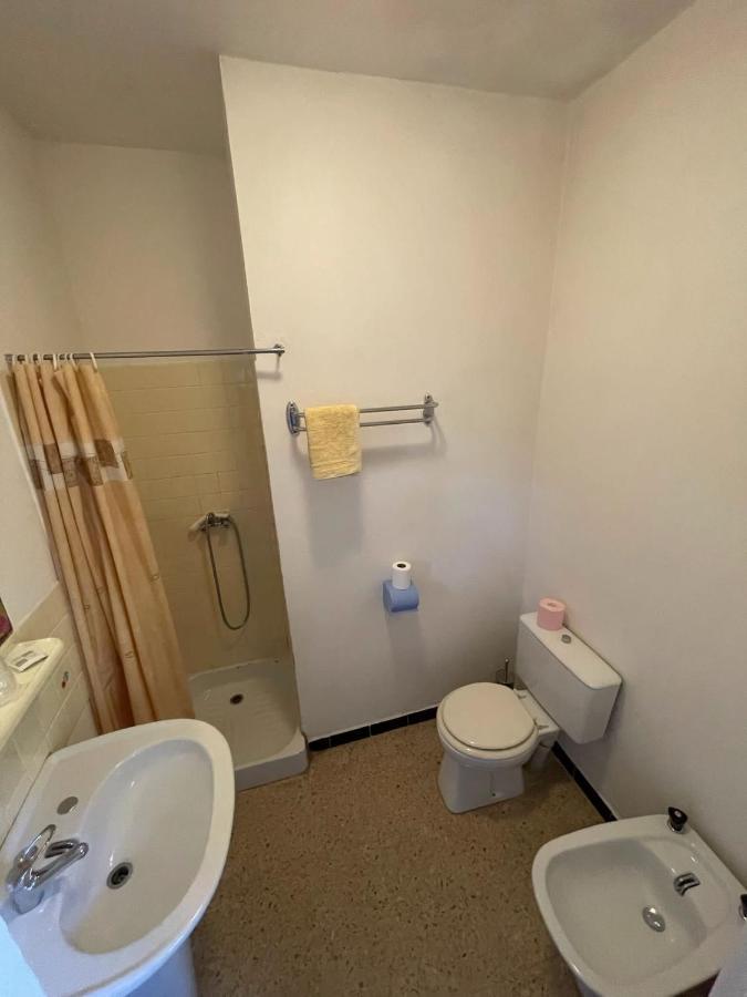 غاليريا Auberge Galeris المظهر الخارجي الصورة