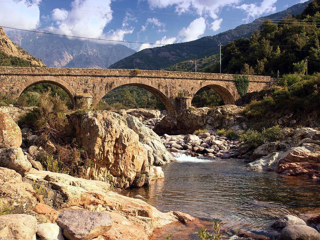 غاليريا Auberge Galeris المظهر الخارجي الصورة